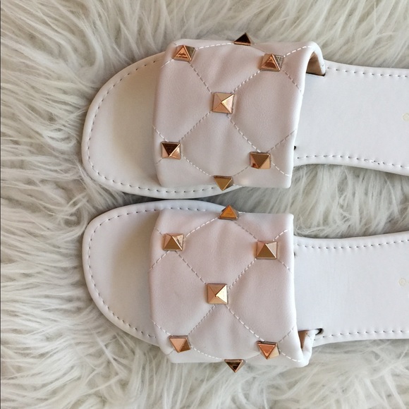 Spiked White Quilted Square Toe Sandals - Picture 4 of 16